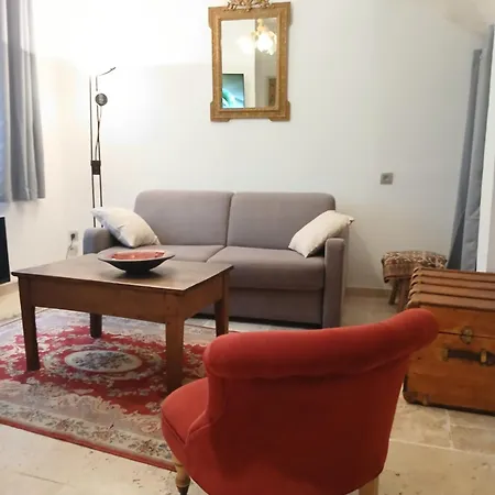 Maison De Village Holiday home Vias
